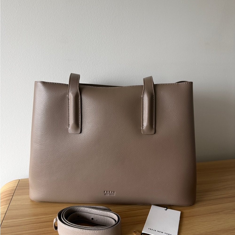 FREJA NYC Linnea Tote Taupe